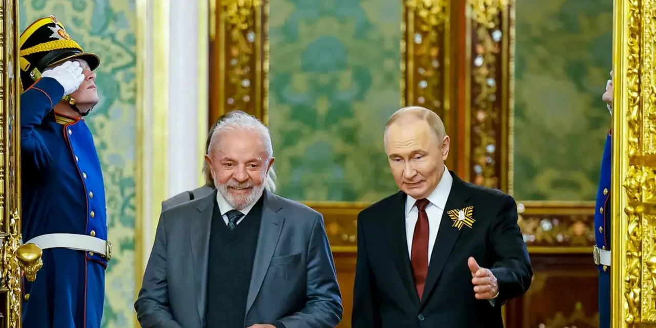 Por telefone Lula estimula Putin a se reunir com Zelensky pela paz