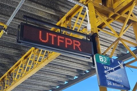 Prefeitura inicia troca de painéis de linhas nos terminais do transporte coletivo