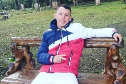 Motociclista morre após colidir contra van em Ponta Grossa 