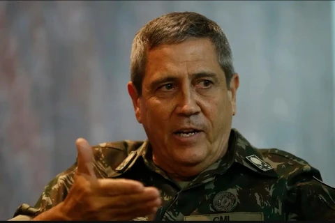 Moraes mantém prisão de Braga Netto