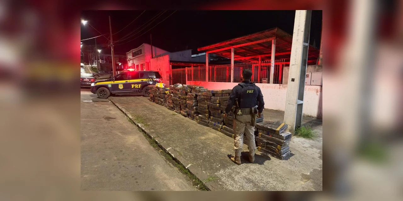 PRF apreende quase duas toneladas de maconha escondidas em carga de papel