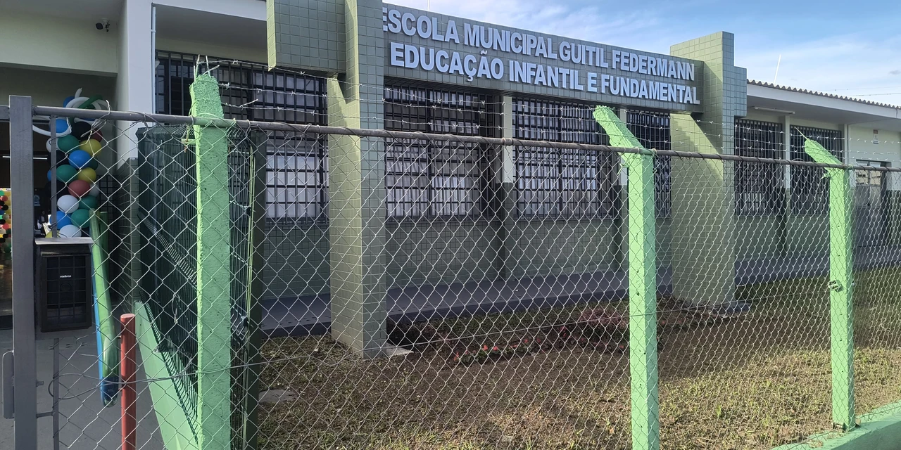Prefeitura conclui reforma e ampliação de escola no Núcleo Santa Marta