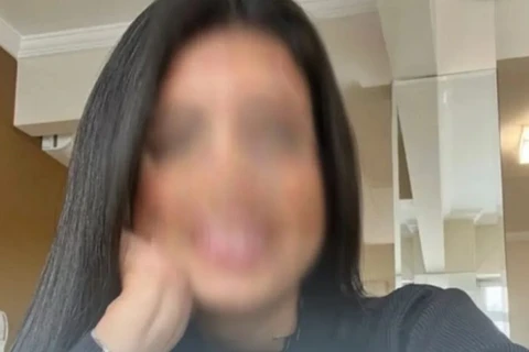 Mulher diz ter engravidado a distância durante chamada de vídeo