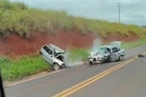 Vídeo flagra acidente com dois óbitos em rodovia do Paraná 