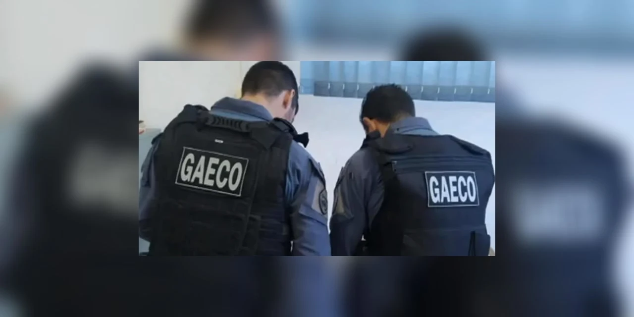 Gaeco cumpre mandados em operação que investiga possível prática de “rachadinha” por um vereador em Pontal do Paraná