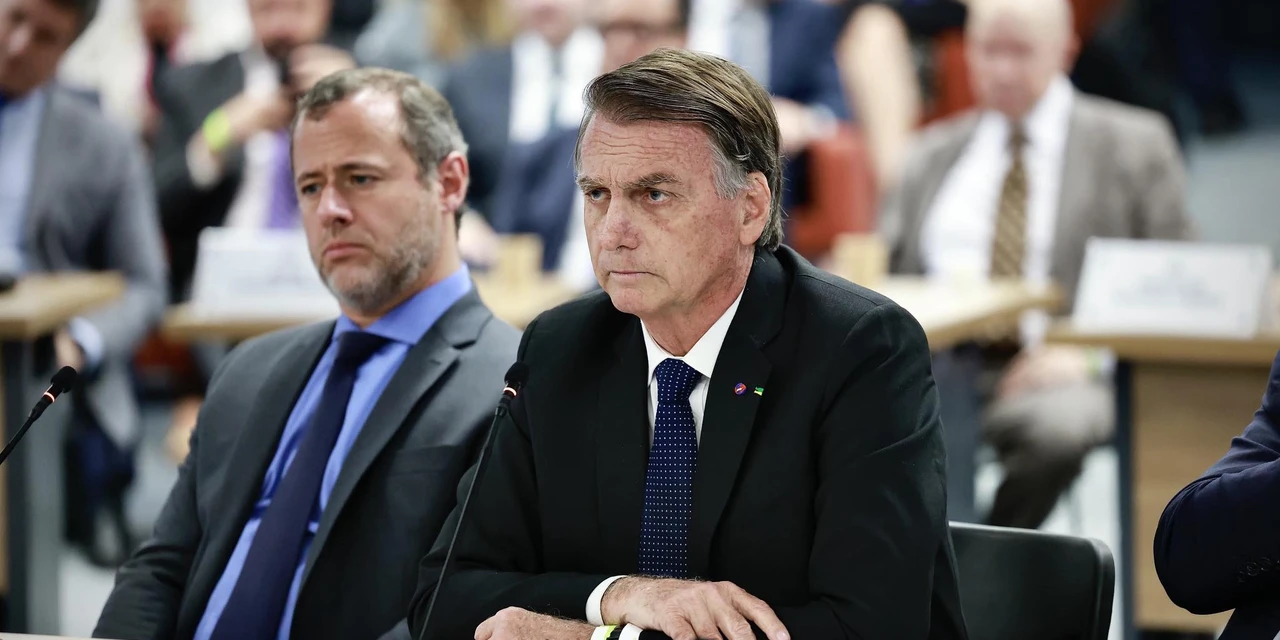 "Saio do tribunal tranquilo e mais confiante de que serei o próximo presidente"; diz Bolsonaro