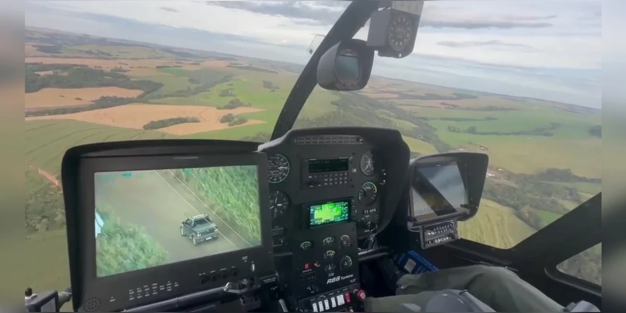 Com apoio de helicóptero, Polícia Militar apreende 700 quilos de maconha no Oeste