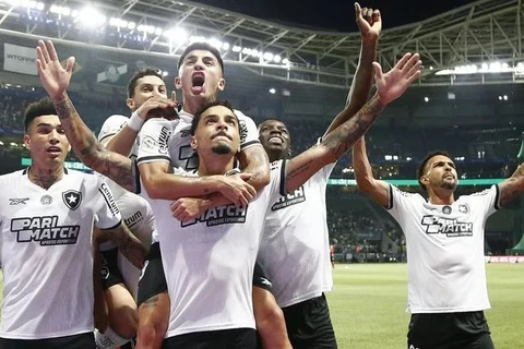 Palmeiras enfrenta Porto, e Botafogo estreia neste domingo no Mundial de Clubes