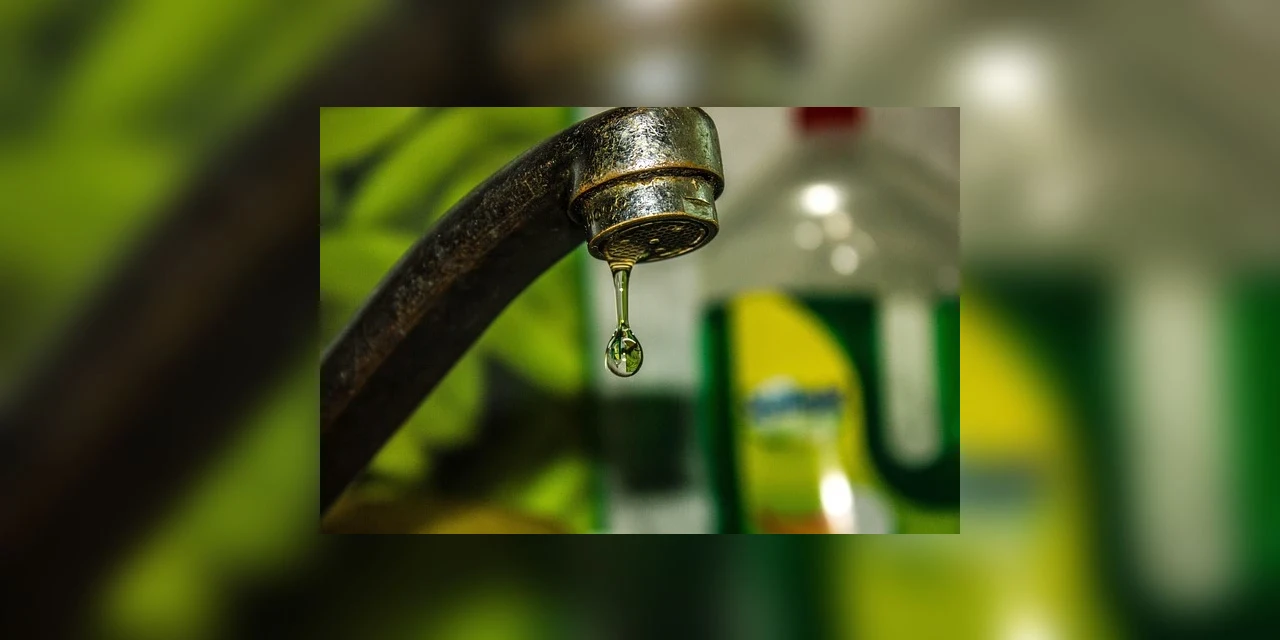 Manutenção emergencial na rede afeta abastecimento em vários locais no Uvaranas 