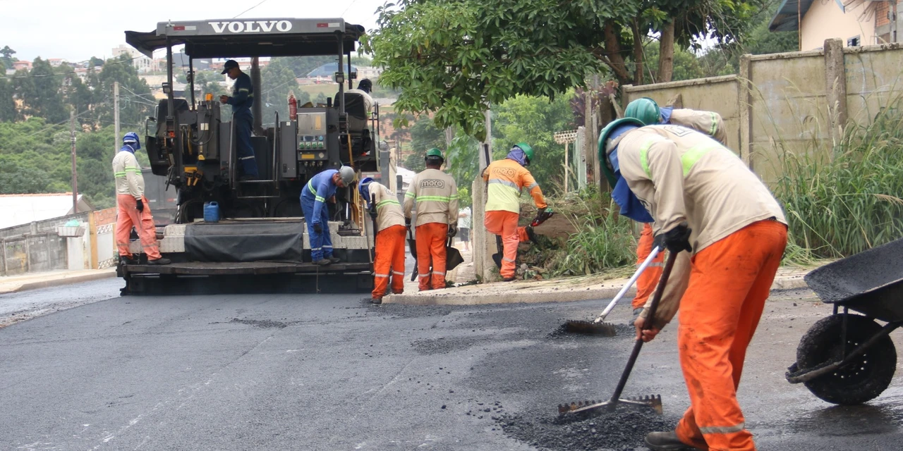 Prefeita Elizabeth Schmidt anuncia R$ 95 milhões para pavimentação em mais sete vilas de PG