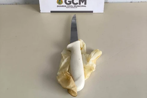 Homem acusado de esfaquear outro por ciúmes é preso pela GCM 