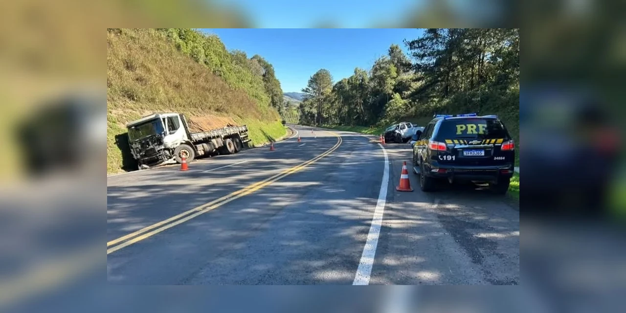 Colisão frontal faz uma vítima fatal na BR-277 em Prudentópolis