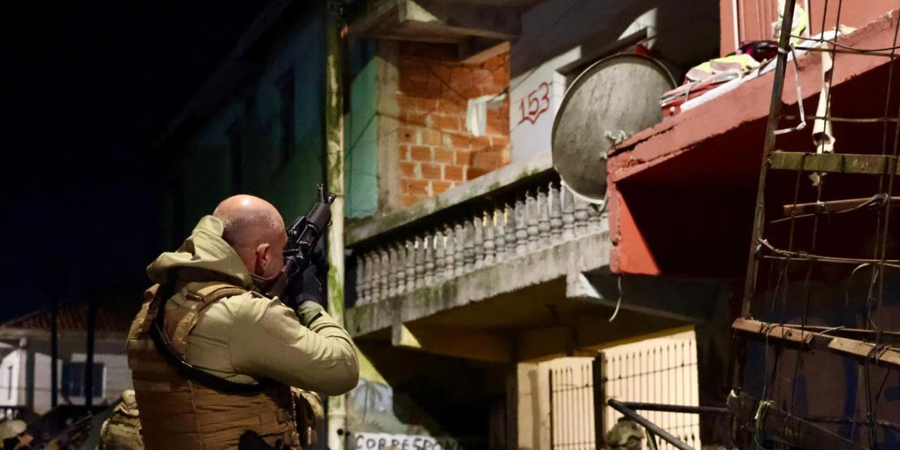 PCPR e PMPR cumprem 172 mandados em megaoperação contra grupo que controlava o tráfico no Centro de Curitiba