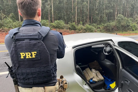 Após 55 km de perseguição, motorista é preso com maconha em Prudentópolis