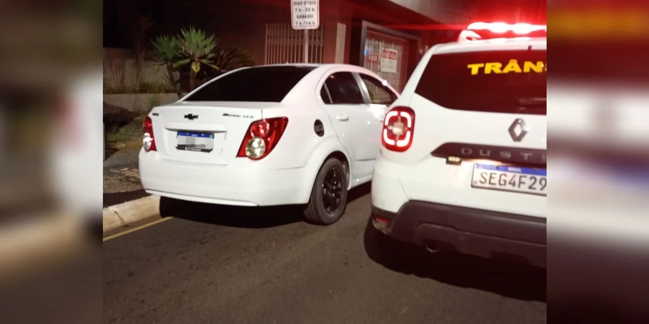 Condutor sem CNH e dirigindo alcoolizado é encaminhado a central de flagrantes em PG 