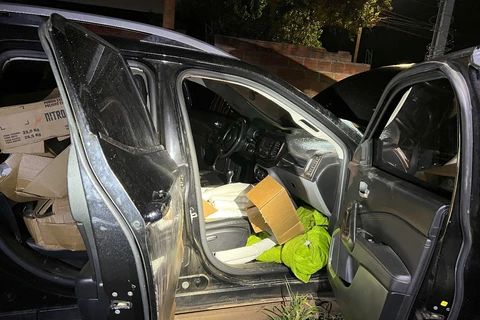 Ação do Esquadrão Antibombas: PMPR acha 237 kg de explosivos em carro no Paraná