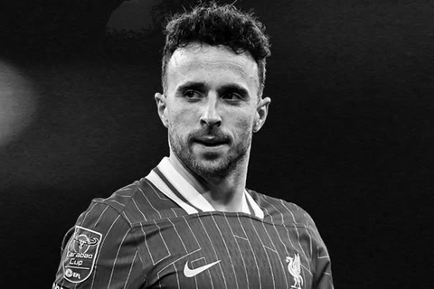 Diogo Jota, atacante do Liverpool, morre em acidente de trânsito na Espanha
