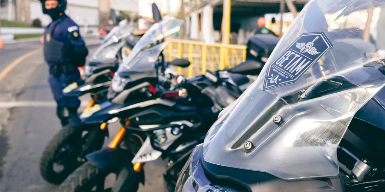 Individuo com mandado de prisão é detido pela GCM, em PG 