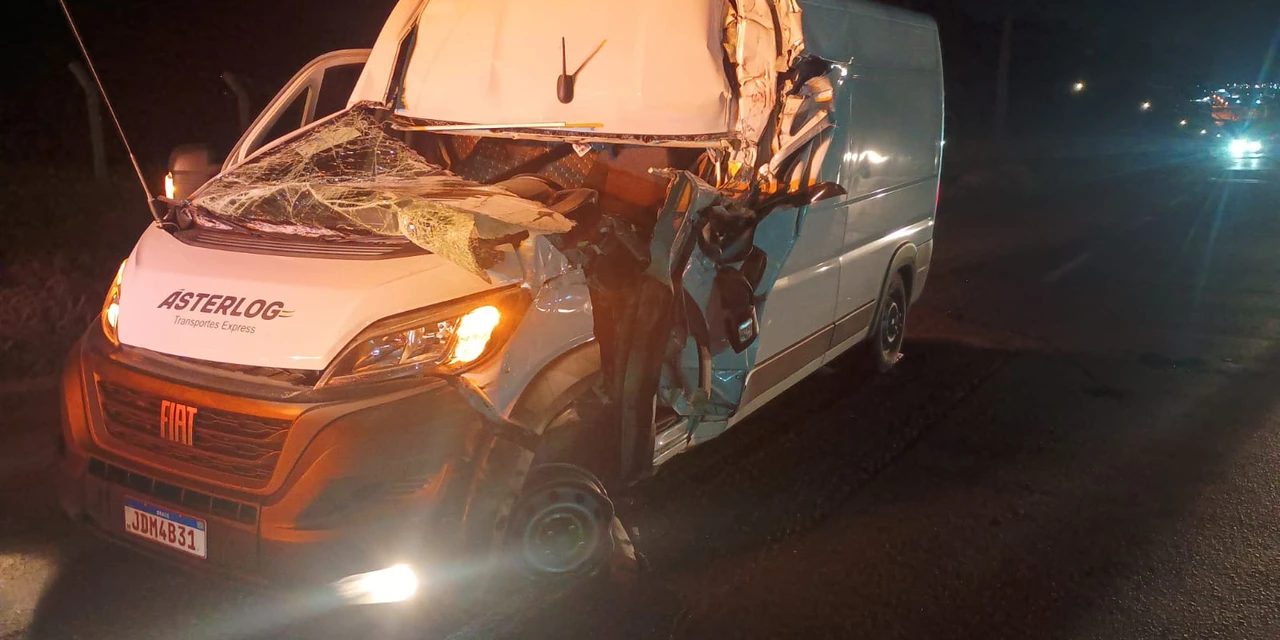 Acidente na BR-376 em Ponta Grossa deixa uma pessoa ferida 