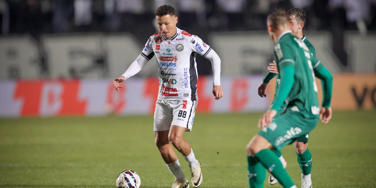 Operário perde de virada para Chapecoense jogando no GK 