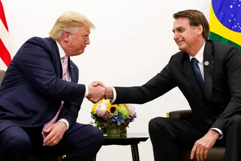 Presidente dos Estados Unidos faz postagem em defesa de Bolsonaro 