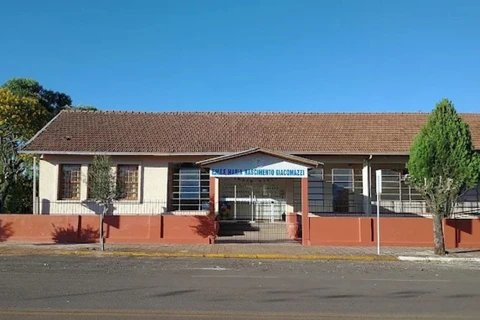 Adolescente entra em escola com facão, mata criança e deixa feridos no RS