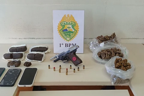 Policia Militar apreende arma de fogo e drogas em bairro de PG 
