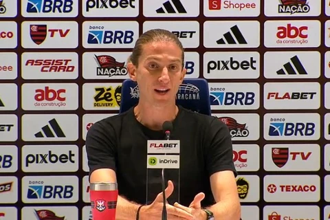 Filipe Luís detona postura de Pedro no Flamengo: "Atitude lamentável, beirou o ridículo"