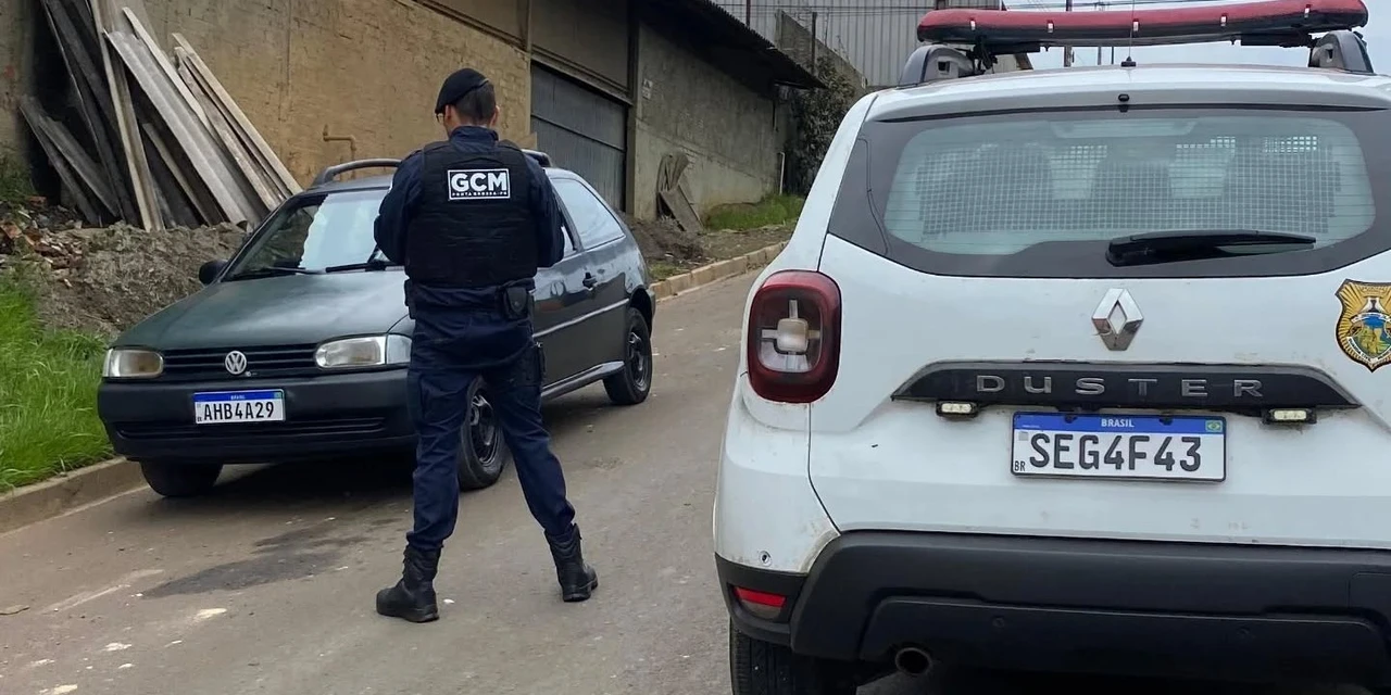 GCM recupera veículo com alerta de furto em PG 