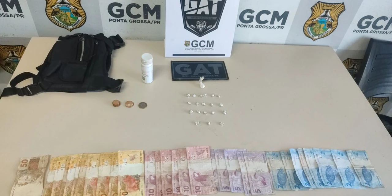 GCM fecha ponto de drogas e prende suspeito de tráfico na Vila Nova 