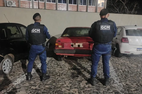 GCM recupera carro furtado no final de semana em PG 