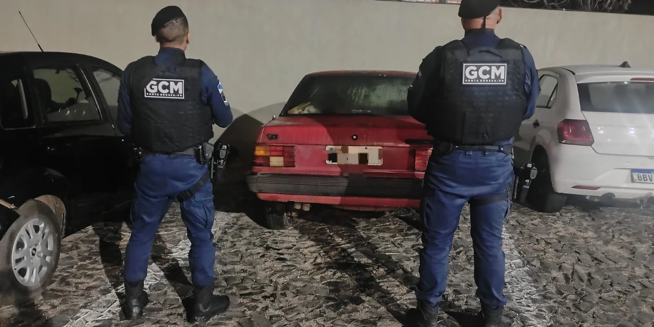 GCM recupera carro furtado no final de semana em PG 