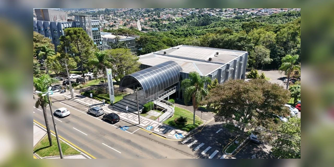 CPI do Lixo recebe membros da Copel para oitiva 