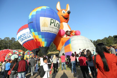 Festival de Balonismo volta a colorir os céus de Ponta Grossa neste final de semana
