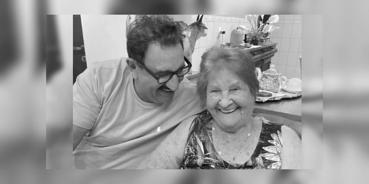 Morre Dona Maria Talarico Massa, mãe do apresentador Ratinho  