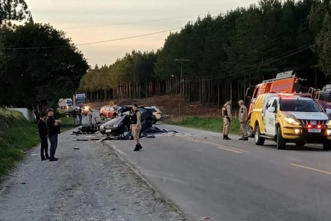 Duas pessoas morrem em grave acidente na BR-153, em Mallet