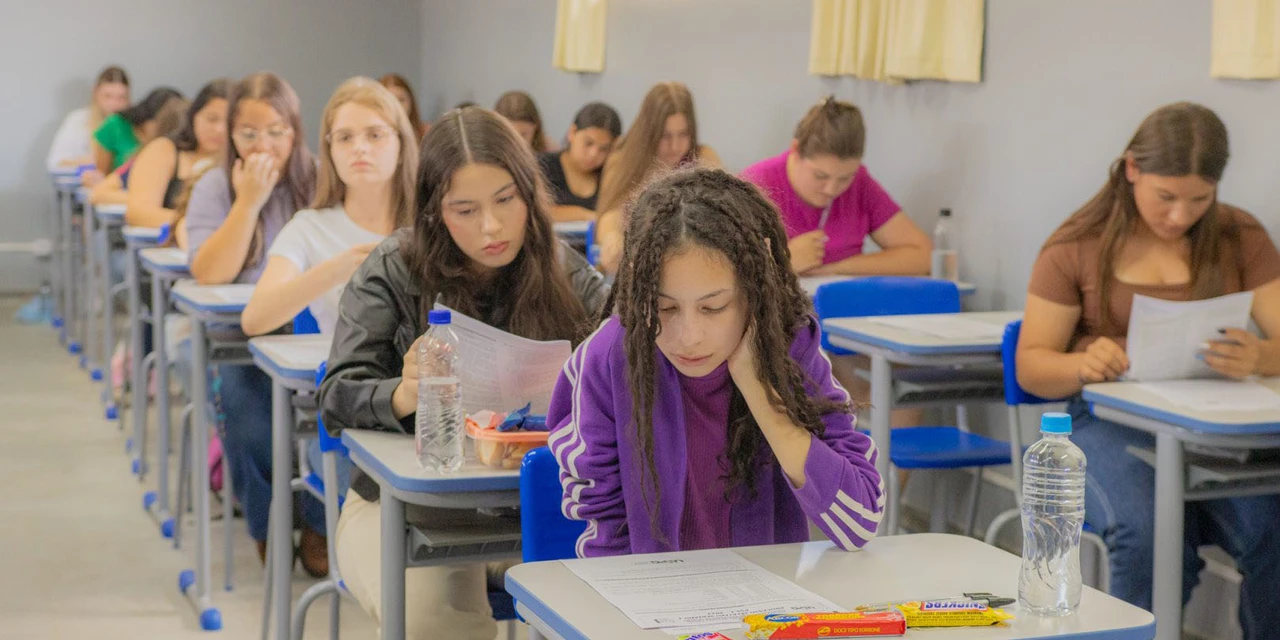 Com 565 vagas, UEPG abre inscrições do processo seletivo para alunos do Ensino Médio