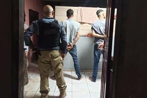 Gaeco cumpre mandados de prisão em operção que investiga organização criminosa nacional