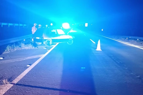 PRF prende motorista embriagado após colisão contra defensa na BR-376 em PG