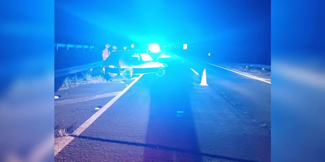 PRF prende motorista embriagado após colisão contra defensa na BR-376 em PG