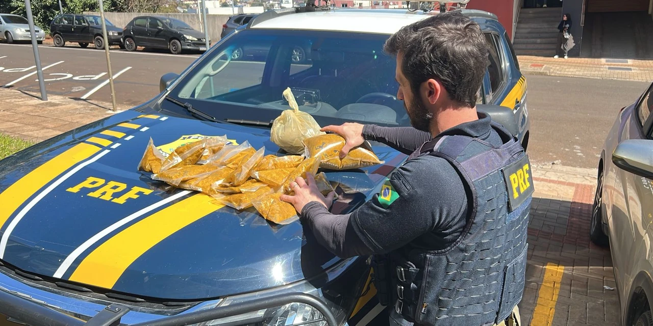 PRF apreende mais de 300 Kg de maconha e haxixe em Pato Branco