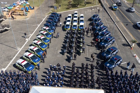 Prefeitura entrega novas viaturas destinadas à segurança de PG