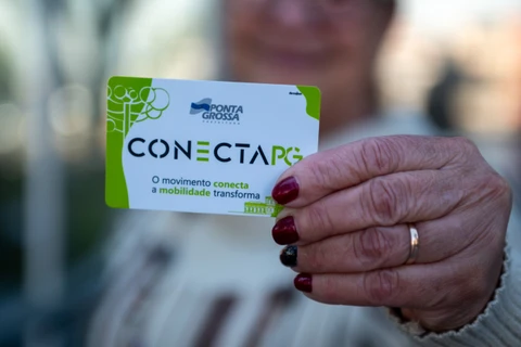 Prefeitura faz ‘tour’ para recadastrar público 60+ no Cartão Conecta PG