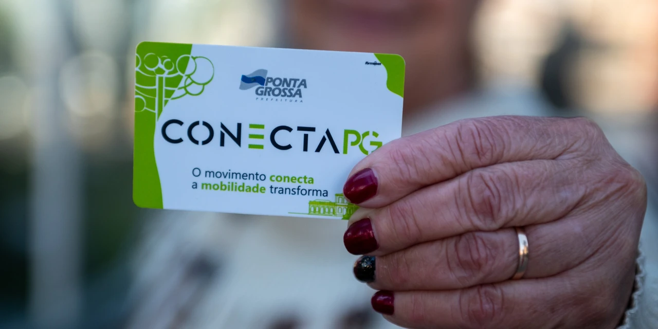 Prefeitura faz ‘tour’ para recadastrar público 60+ no Cartão Conecta PG