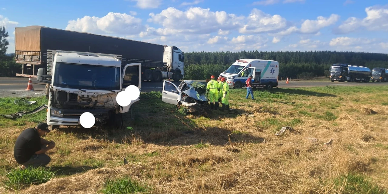Ultrapassagem termina em acidente com morte na PR-151, em Jaguariaiva 