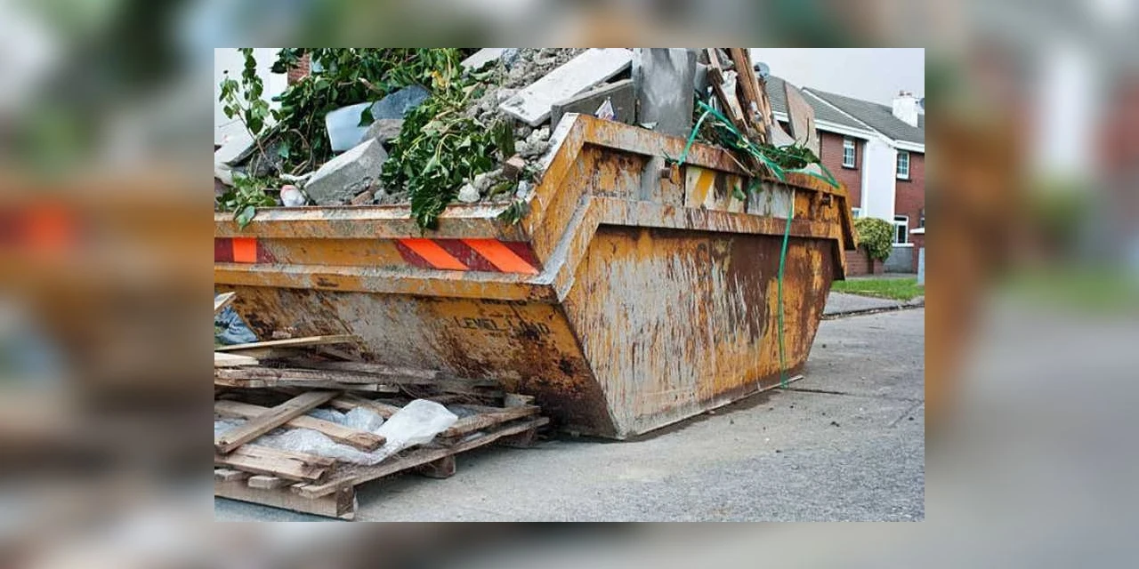 Câmara aprova projeto que regulamenta identificação em caçambas de entulho em PG