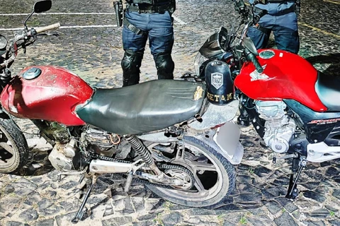 Criança é atropelada por duas motos pilotadas por adolescentes em Ponta Grossa 