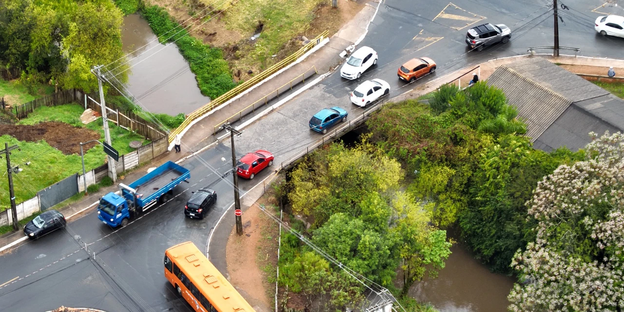 Prefeitura promove alterações de tráfego e renova sinalização na região do Costa Rica