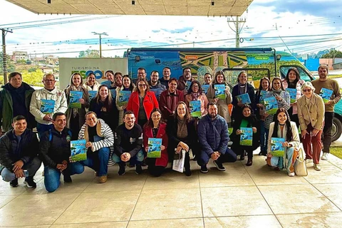 Prefeitura lança cartilha educativa sobre turismo de Ponta Grossa para uso nas escolas