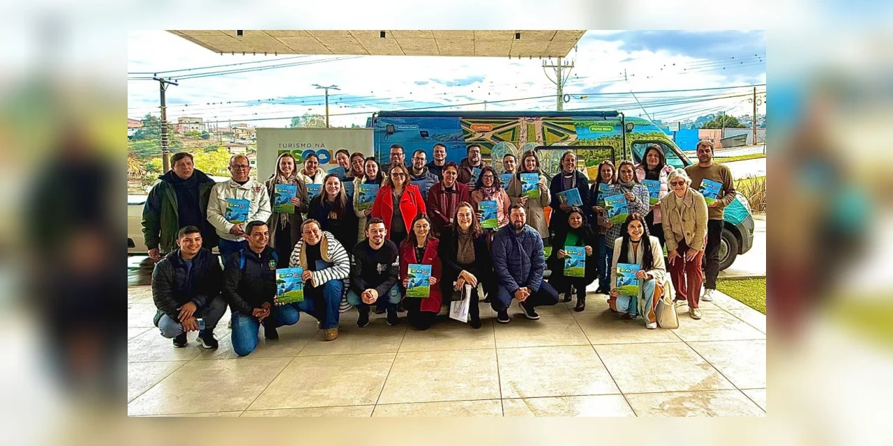 Prefeitura lança cartilha educativa sobre turismo de Ponta Grossa para uso nas escolas